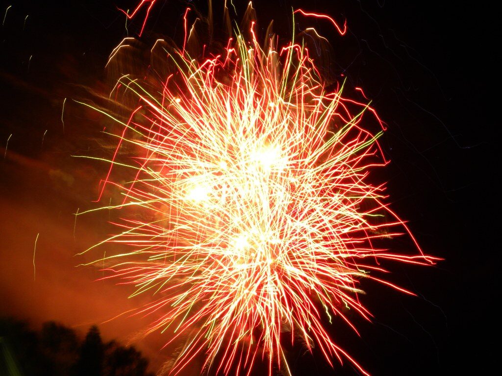 Feuerwerk um Mitternacht